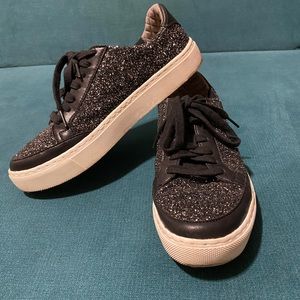 Dr. Scholl’s Black Sparkle Sneaker Size 9